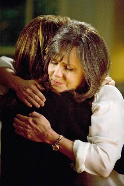 Bratři a sestry - Vzpomínka z války - Z filmu - Sally Field