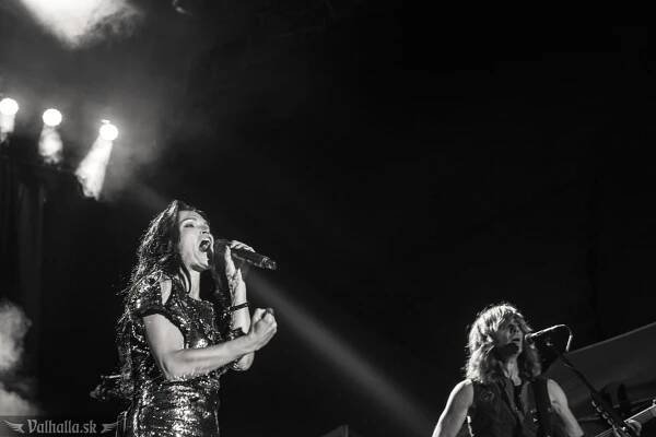 EVANESCENCE si premiéru na Slovensku užívali, vrcholom večera bol však TARJIN koncert - Valhalla.sk Valhalla.sk