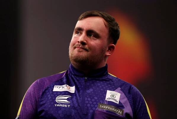 Luke Littler 'hating' former favourite double as he appears to try new tactic