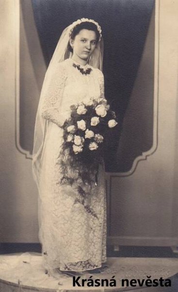Marie Burkotová (1923)
