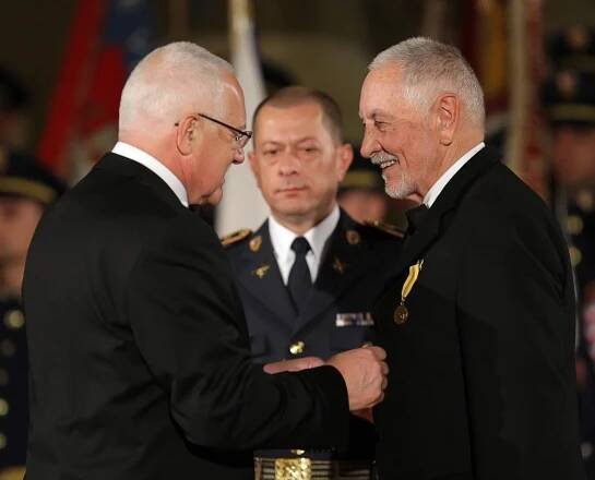 Koho odměnil prezident ČR Václav Klaus na Hradě?