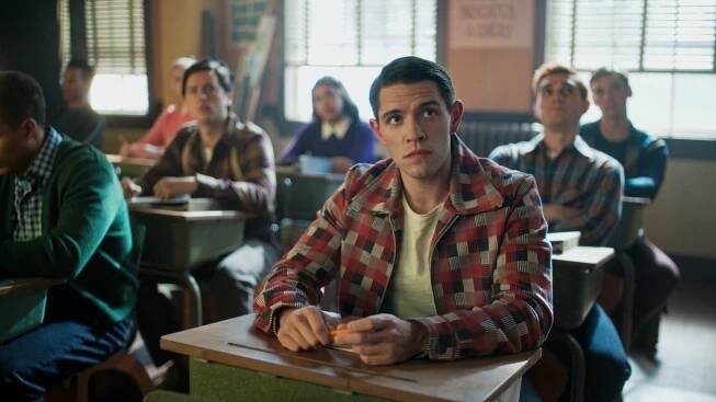 Casey Cott - Riverdale - Kapitola 118: Neboj, zlato - Z filmu