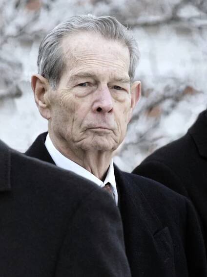 Soubor:King Michael I of Romania by Emanuel Stoica.jpg – Wikipedie