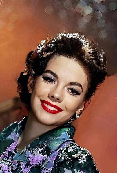 Natalie Wood: A Hollywood Icon Whose Death Haunts Us - The History Insider