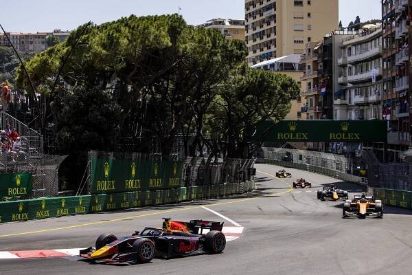 F2 - Ayumu Iwasa takes third win and Championship lead
