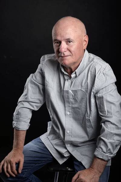 Press photos - Dave Johns