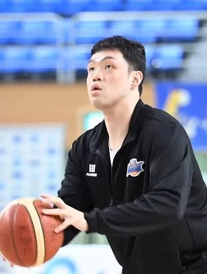 Lee Seoung-hyun - Wikipedia