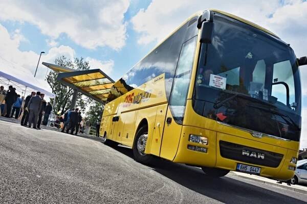 Hradecký kraj začne 1. září přijímat žádosti na slevy ve veřejné dopravě