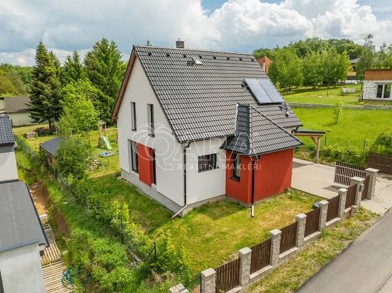 Prodej rodinného domu 129 m2, Bystřice