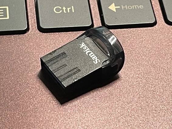 USBメモリの画像