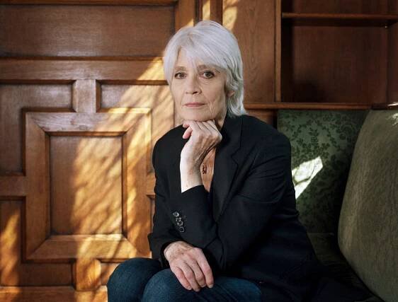 Françoise Hardy, a French National Treasure, Is Back from the Brink