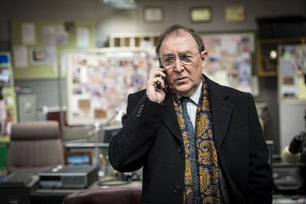 Luther - Epizoda 1 - Z filmu - Dermot Crowley