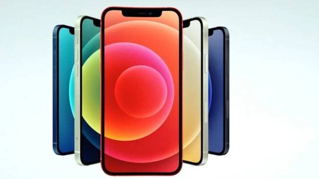 Apple odhalil čtyři nové iPhony. A to není všechno