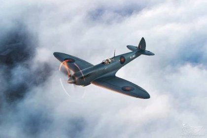 A History: John Romain and Spitfire PR.XI PL983