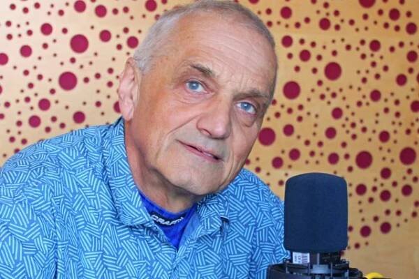 Na jevišti se David Vávra rád opájí vlastní zhovadilostí,  jak s oblibou říká | foto: Elena Horálková,  Český rozhlas
