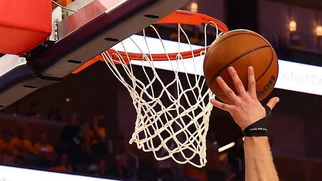 Basketbalisté Fenerbahce jsou prvním účastníkem euroligového Final Four - Sport.cz