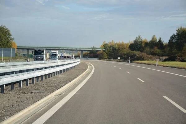 Pro ochvat Libivé již silničáři vykoupili polovinu pozemků. Stavba úseku na páteřní trase začne v roce 2027