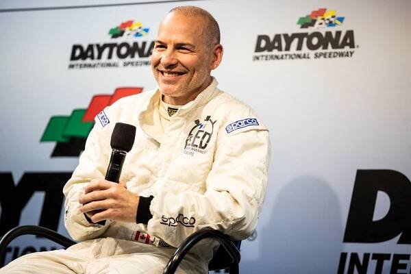 F1: Retired world champion Jacques Villeneuve will test 2021 Alpine car at Monza