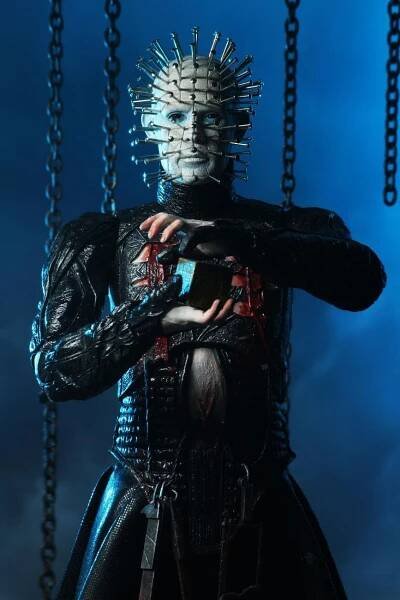 Hellraiser - Pinhead Ultimate Action Figure 17 cm (33103)