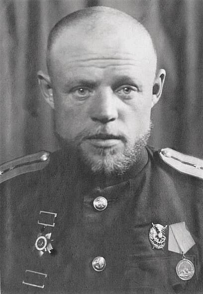 Ivanov, Ivan Sergejevič : I