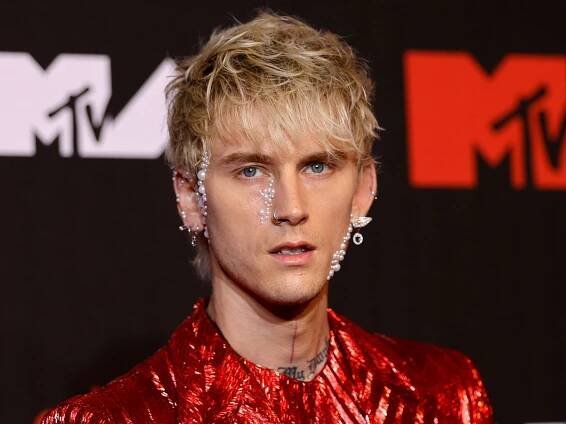 Machine Gun Kelly shares first selfie with his and Megan Fox's baby