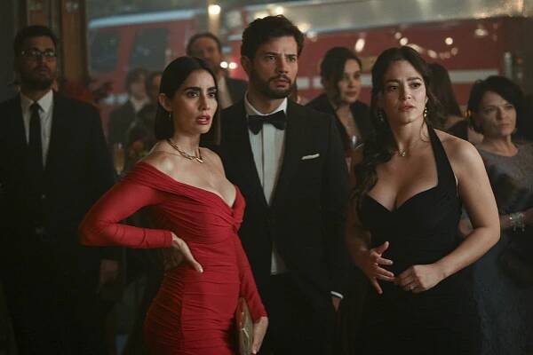 FIRE COUNTRY Pictured: Paola Nunez as roberta, Rafael De La Fuente as Diego Moreno, and Stephanie Arcila as Gabriela Perez