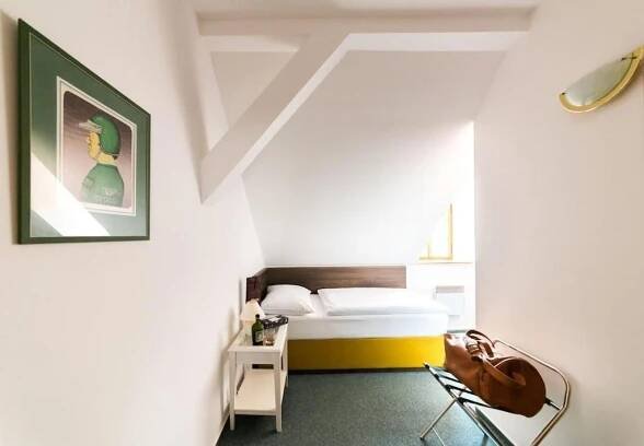 Znojmo - Hotel Clemar a penz. Austis *** | Jižní Morava - Česko 
