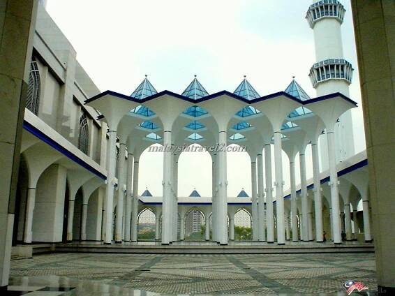 Sultan Salahuddin Abdul Aziz Mosque - Wikipedia