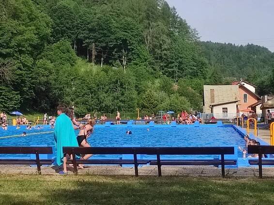 Městské koupaliště Železný Brod - Aquaparky, bazény - Český ráj - Železný Brod