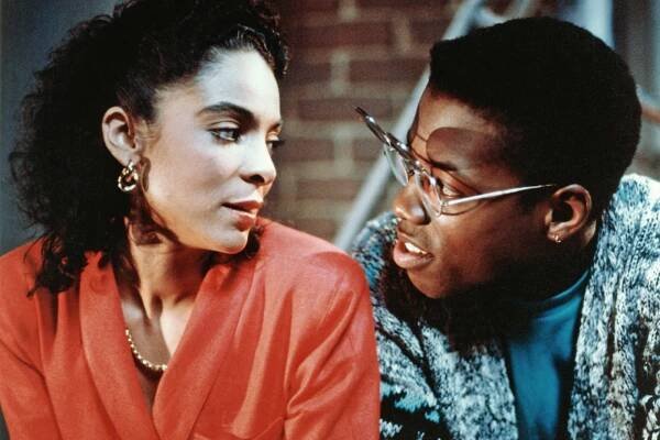 A DIFFERENT WORLD, (from left): Jasmine Guy, Kadeem Hardison, (1989), 1987-93, © Carsey-Werner Co. / Courtesy: Everett Collection