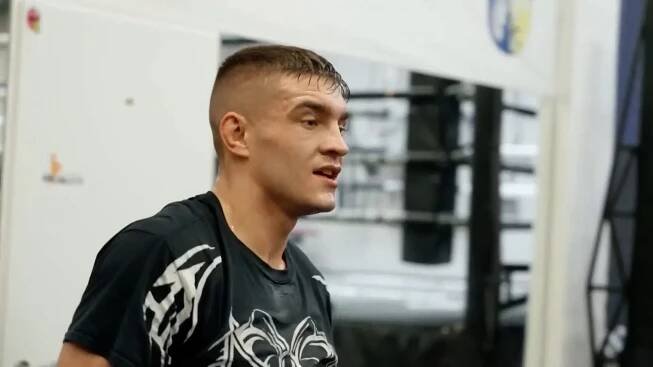 Růžička míří kvůli napadení k soudu. Bojovník po vyloučení z klubu mluvil o kudle do zad