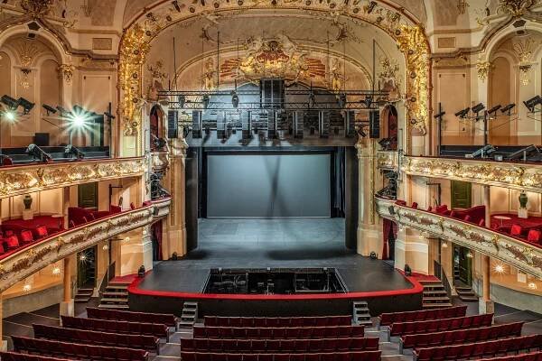 Instalace L-ISA hyperreal sound system, Karlínské hudební divadlo - AVT Group