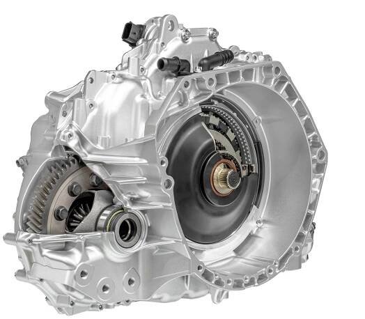 Italský Fiat dokončil kompletní elektrifikaci modelové řady a představuje hybridní Tipo a 500X
