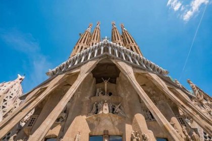 Barcelona-a-Gaudi-(1).jpg