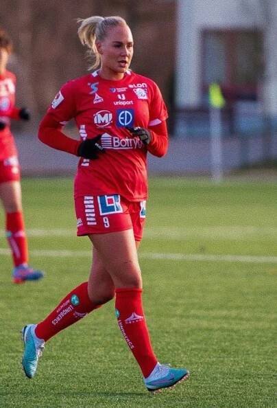 Cathinka Tandberg – Hot Soccer Girls
