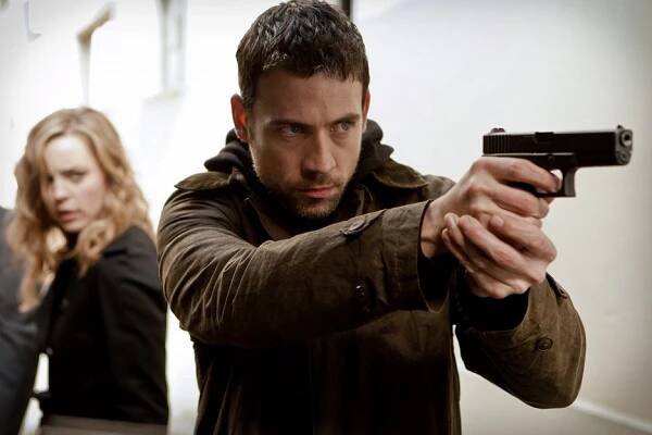 Adam Rayner