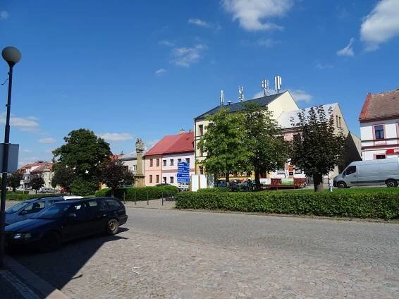 Fotogalerie • Sloup Nejsvětější Trojice (Mariánský, morový sloup) • Mapy.com