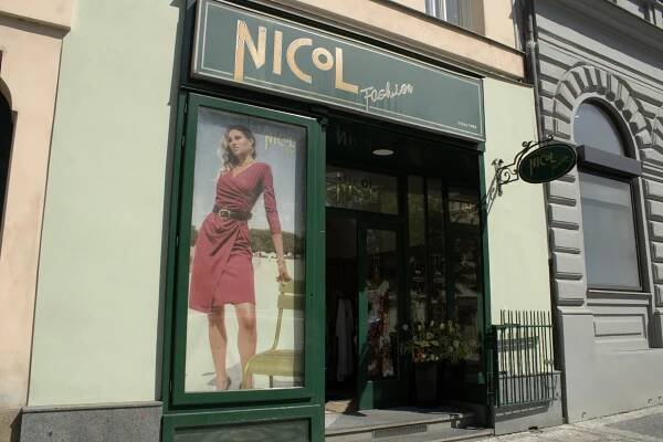 Kontakt – Značkové designové oblečení | Nicol Fashion