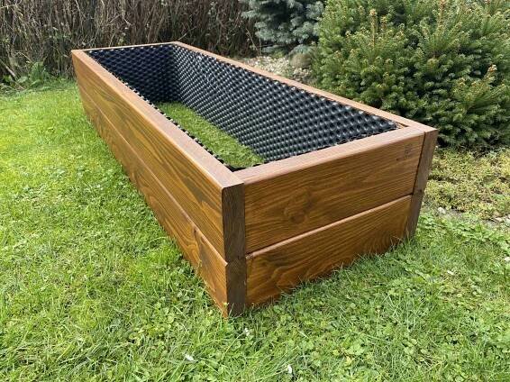 Drevený vyvýšený záhon 12..