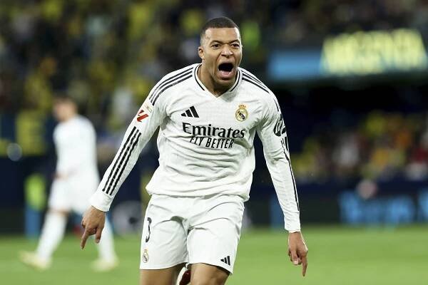 Mbappé zařídil obrat a Real po výhře ve Villarrealu 2:1 vede tabulku