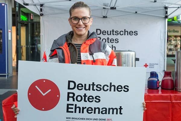 Jeanette Biedermann: Hilfe für benachteiligte Kinder - DRK e.V.