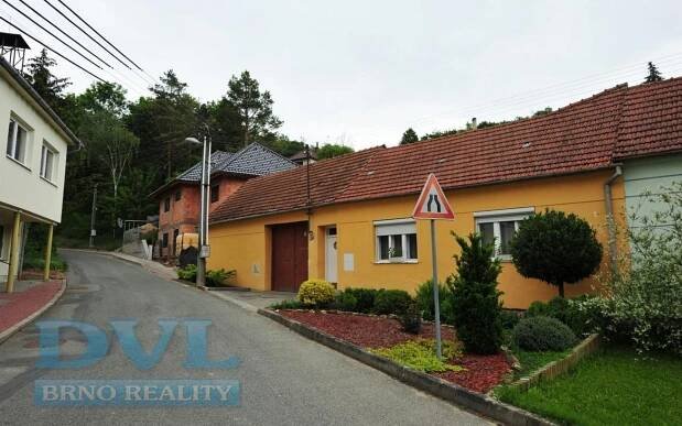 Prodej rodinný dům - Rašovice, 100 m2