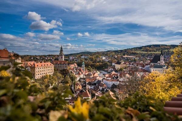 Český Krumlov plánuje druhý bus-stop a více bytů v historických objektech