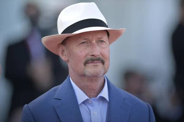 'Tar': Todd Field Talks Cate Blanchett and Tom Cruise's Inspiration