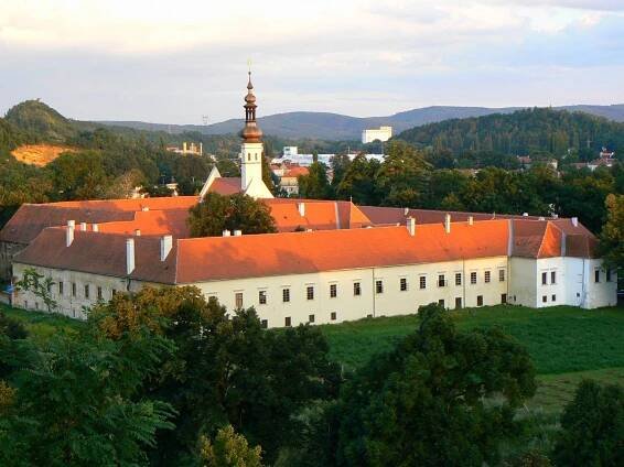 Zámek Oslavany - Oslavany, Jižní Morava | Regiontourist.cz