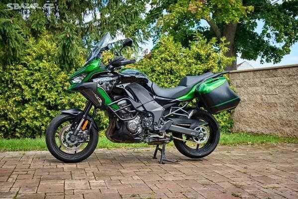 Kawasaki Versys 1000 S 2022, 1.majitel, původ ČR - Stochov - Bazar