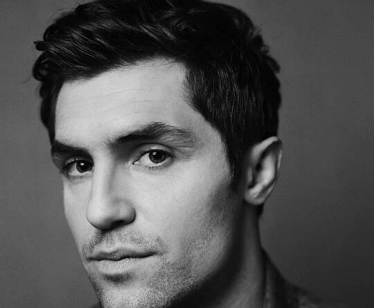 'Ted Lasso' Alum Phil Dunster Joins HBO Series From Bill Lawrence