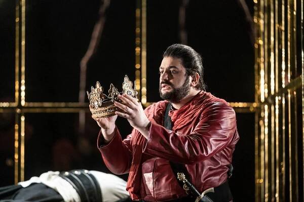 MACBETH DRESS REHEARSAL_ ROH Covent Garden,

Macbeth; Zeljko Lucic,
Lady Macbeth; Anna Netrebko, 
Banquo; Ildebrando D’Arcangelo,
Macduff; Yusif Eyvzov,
Lady in Waiting; Francesca Chiejina,                               
Malcolm; Konu Kim,
Doctor; Simon Shibambu,
Servant to Macbeth; Jonathan Fisher,
Duncan; John O’Toole,
Assassin; Olle Zetterstrom,
First Apparition; John Morrissey,
Second Apparition; Gaius Davey Bartlett,
Third Apparition; Edward Hyde, 
Fleance; Matteo Lorenzo,
Herald	; Jonathan Coad,
