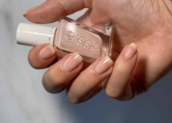 essie gel couture fairy tailor Review + Swatches — Lots of Lacquer