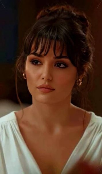Download Hande Ercel In Deep Neck Dress Wallpaper